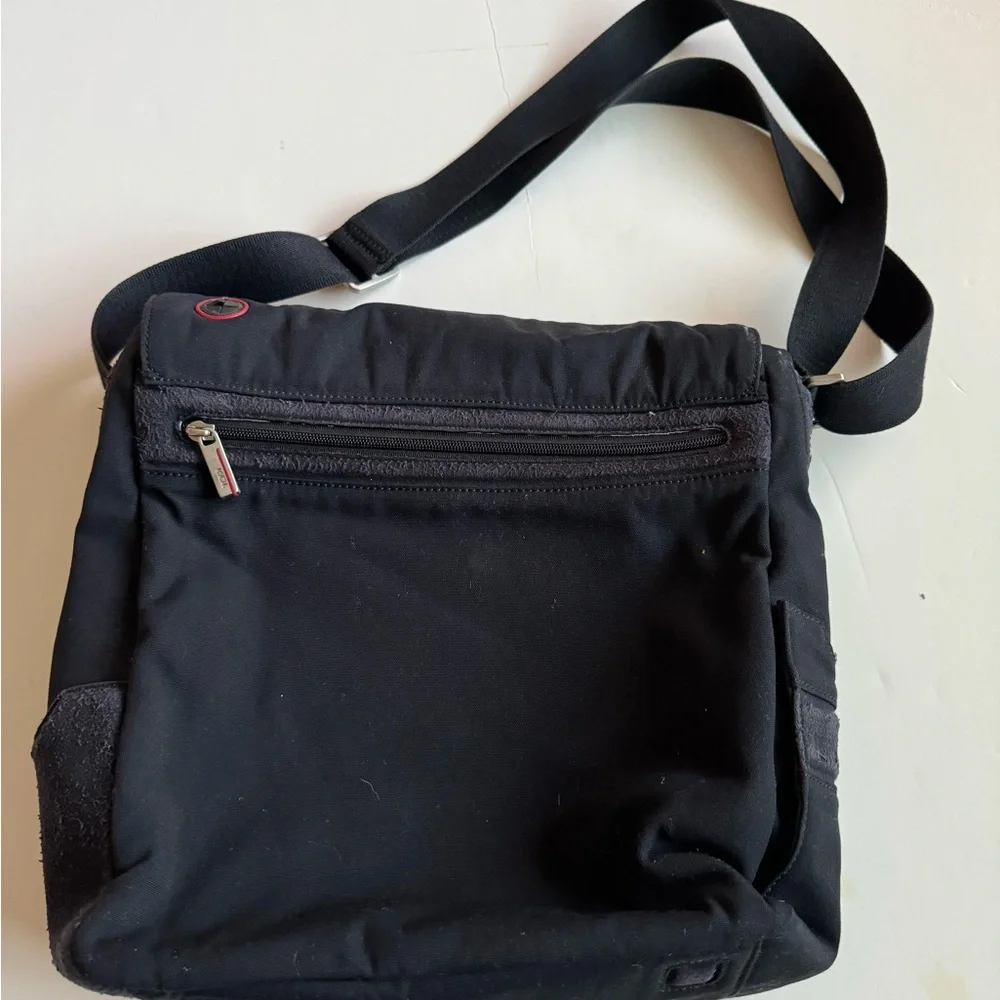 Tumi messenger bag